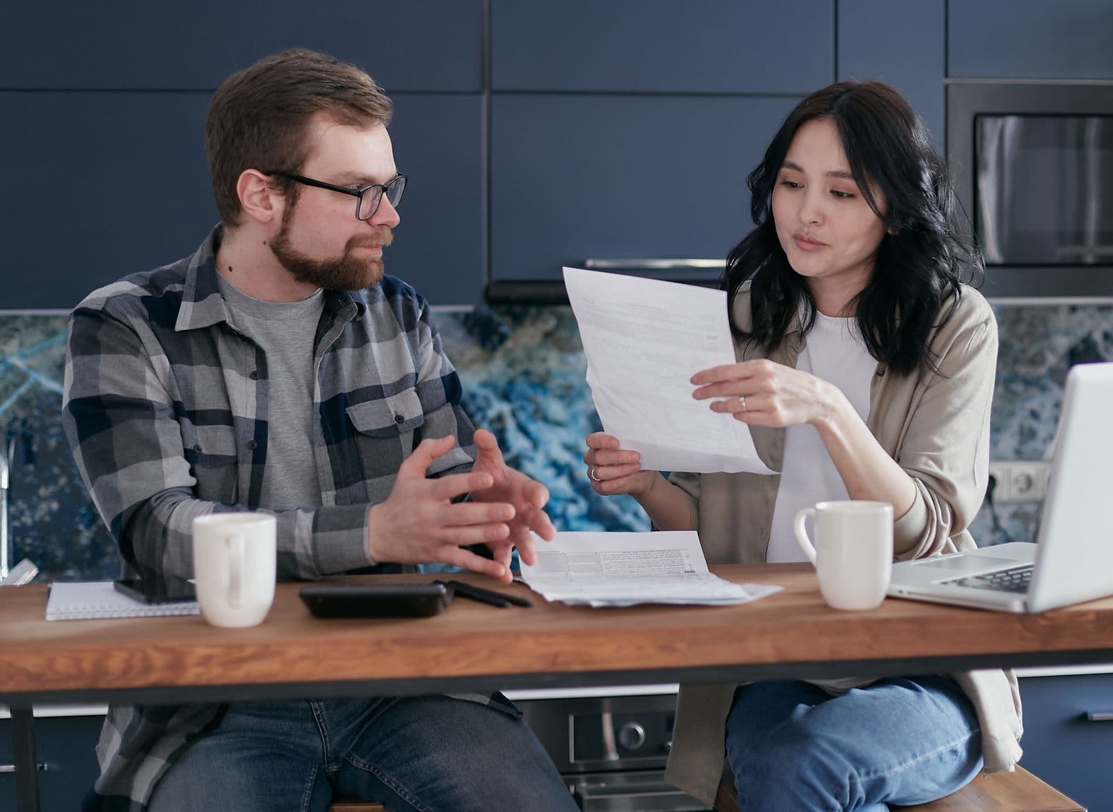 A couple working through an online application